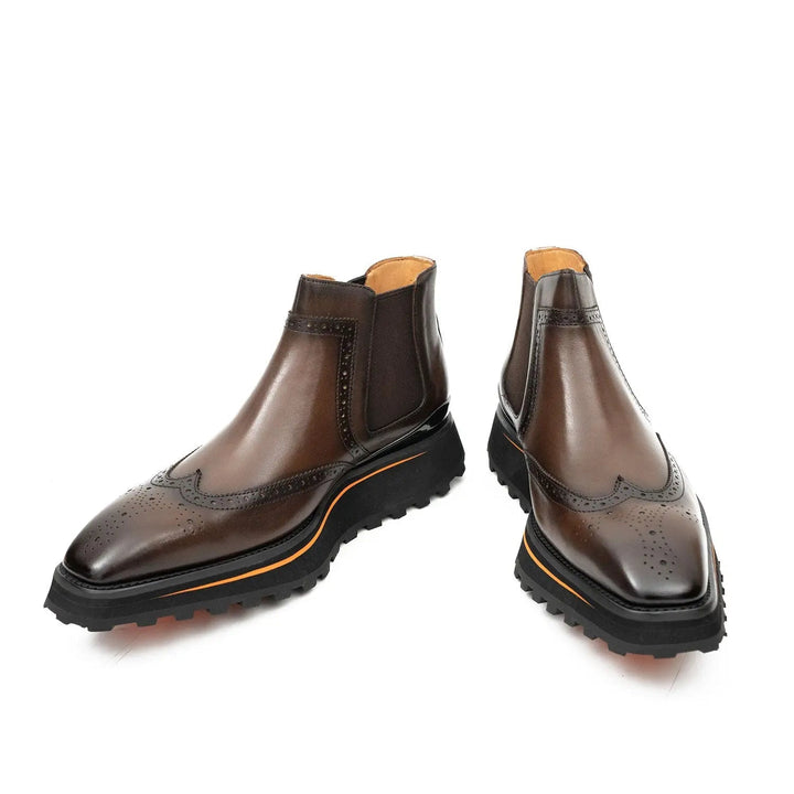DV DIVINCH men’s shoes, handcrafted leather shoes, calfskin footwear, men’s designer shoes, leather dress shoes, brogue shoes, Derby shoes, Oxford shoes, monk strap shoes, Chelsea boots, lug sole footwear