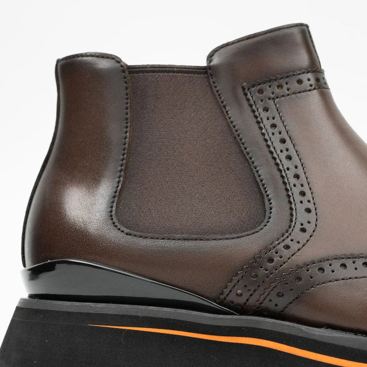 DV DIVINCH men’s shoes, handcrafted leather shoes, calfskin footwear, men’s designer shoes, leather dress shoes, brogue shoes, Derby shoes, Oxford shoes, monk strap shoes, Chelsea boots, lug sole footwear