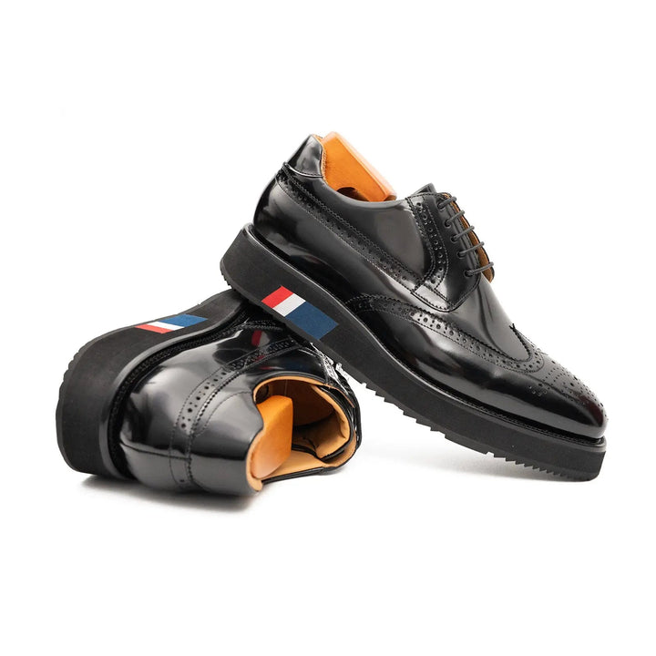 DV DIVINCH men’s shoes, handcrafted leather shoes, calfskin footwear, men’s designer shoes, leather dress shoes, brogue shoes, Derby shoes, Oxford shoes, monk strap shoes, Chelsea boots, lug sole footwear