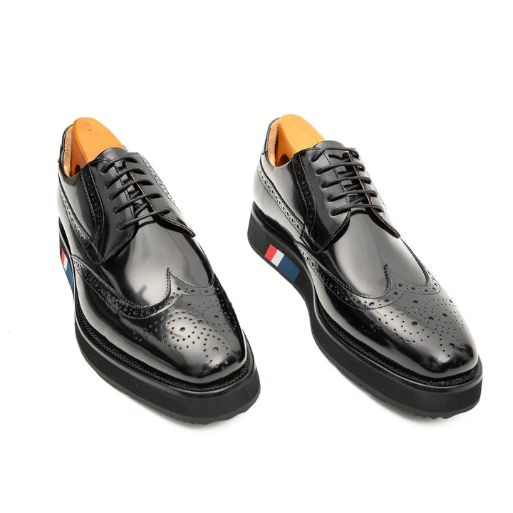 DV DIVINCH men’s shoes, handcrafted leather shoes, calfskin footwear, men’s designer shoes, leather dress shoes, brogue shoes, Derby shoes, Oxford shoes, monk strap shoes, Chelsea boots, lug sole footwear