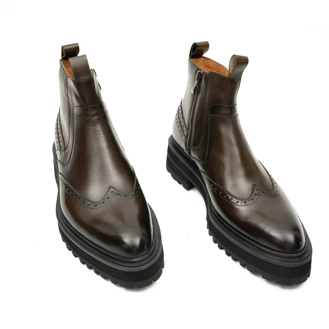 DV DIVINCH men’s shoes, handcrafted leather shoes, calfskin footwear, men’s designer shoes, leather dress shoes, brogue shoes, Derby shoes, Oxford shoes, monk strap shoes, Chelsea boots, lug sole footwear