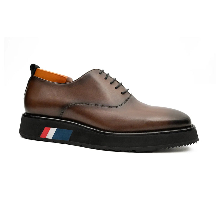 DV DIVINCH men’s shoes, handcrafted leather shoes, calfskin footwear, men’s designer shoes, leather dress shoes, brogue shoes, Derby shoes, Oxford shoes, monk strap shoes, Chelsea boots, lug sole footwear