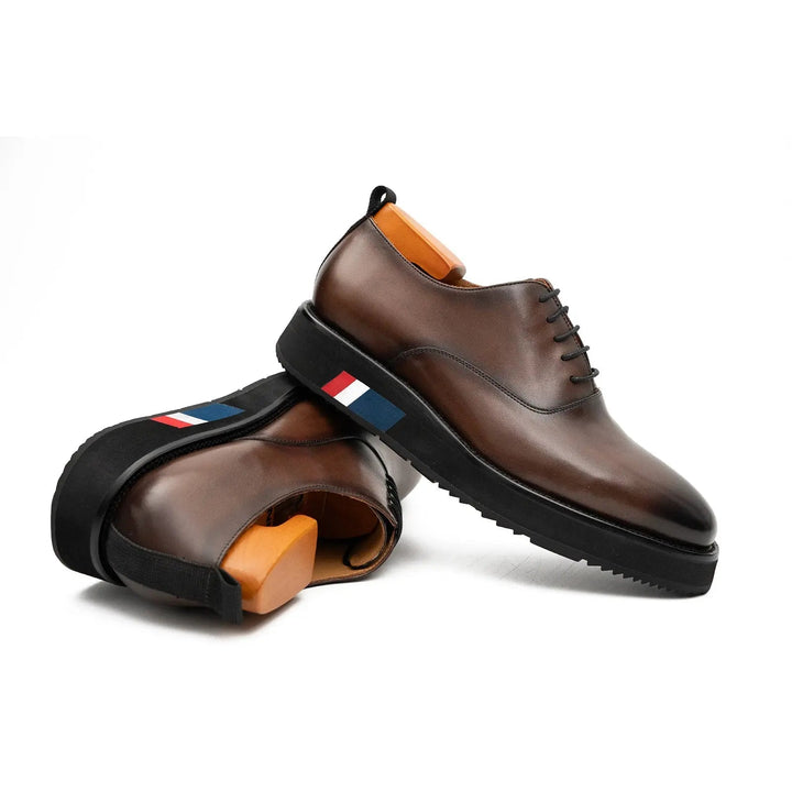 DV DIVINCH men’s shoes, handcrafted leather shoes, calfskin footwear, men’s designer shoes, leather dress shoes, brogue shoes, Derby shoes, Oxford shoes, monk strap shoes, Chelsea boots, lug sole footwear