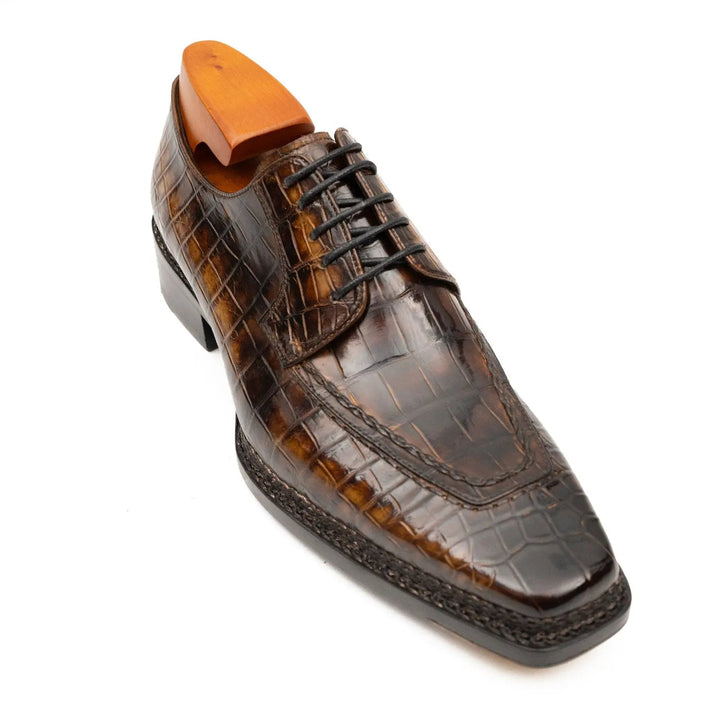 DV DIVINCH men’s shoes, handcrafted leather shoes, calfskin footwear, men’s designer shoes, leather dress shoes, brogue shoes, Derby shoes, Oxford shoes, monk strap shoes, Chelsea boots, lug sole footwear