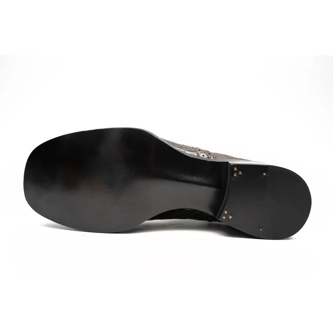 DV DIVINCH men’s shoes, handcrafted leather shoes, calfskin footwear, men’s designer shoes, leather dress shoes, brogue shoes, Derby shoes, Oxford shoes, monk strap shoes, Chelsea boots, lug sole footwear