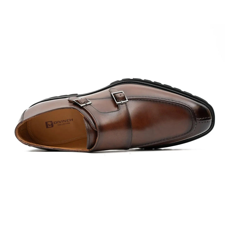 DV DIVINCH men’s shoes, handcrafted leather shoes, calfskin footwear, men’s designer shoes, leather dress shoes, brogue shoes, Derby shoes, Oxford shoes, monk strap shoes, Chelsea boots, lug sole footwear