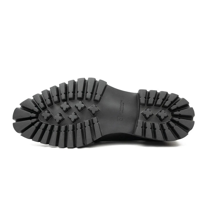 DV DIVINCH men’s shoes, handcrafted leather shoes, calfskin footwear, men’s designer shoes, leather dress shoes, brogue shoes, Derby shoes, Oxford shoes, monk strap shoes, Chelsea boots, lug sole footwear