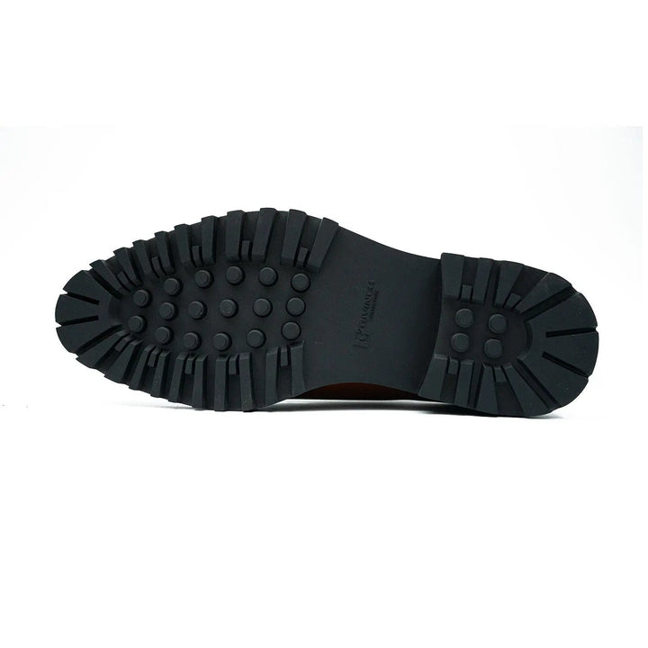 DV DIVINCH men’s shoes, handcrafted leather shoes, calfskin footwear, men’s designer shoes, leather dress shoes, brogue shoes, Derby shoes, Oxford shoes, monk strap shoes, Chelsea boots, lug sole footwear