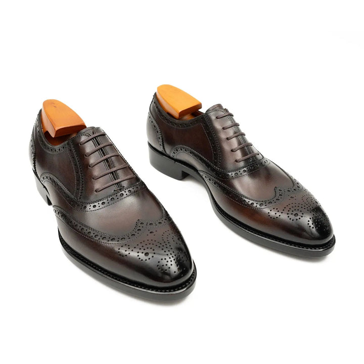 DV DIVINCH men’s shoes, handcrafted leather shoes, calfskin footwear, men’s designer shoes, leather dress shoes, brogue shoes, Derby shoes, Oxford shoes, monk strap shoes, Chelsea boots, lug sole footwear