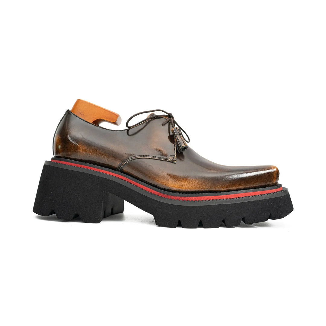DV DIVINCH men’s shoes, handcrafted leather shoes, calfskin footwear, men’s designer shoes, leather dress shoes, brogue shoes, Derby shoes, Oxford shoes, monk strap shoes, Chelsea boots, lug sole footwear