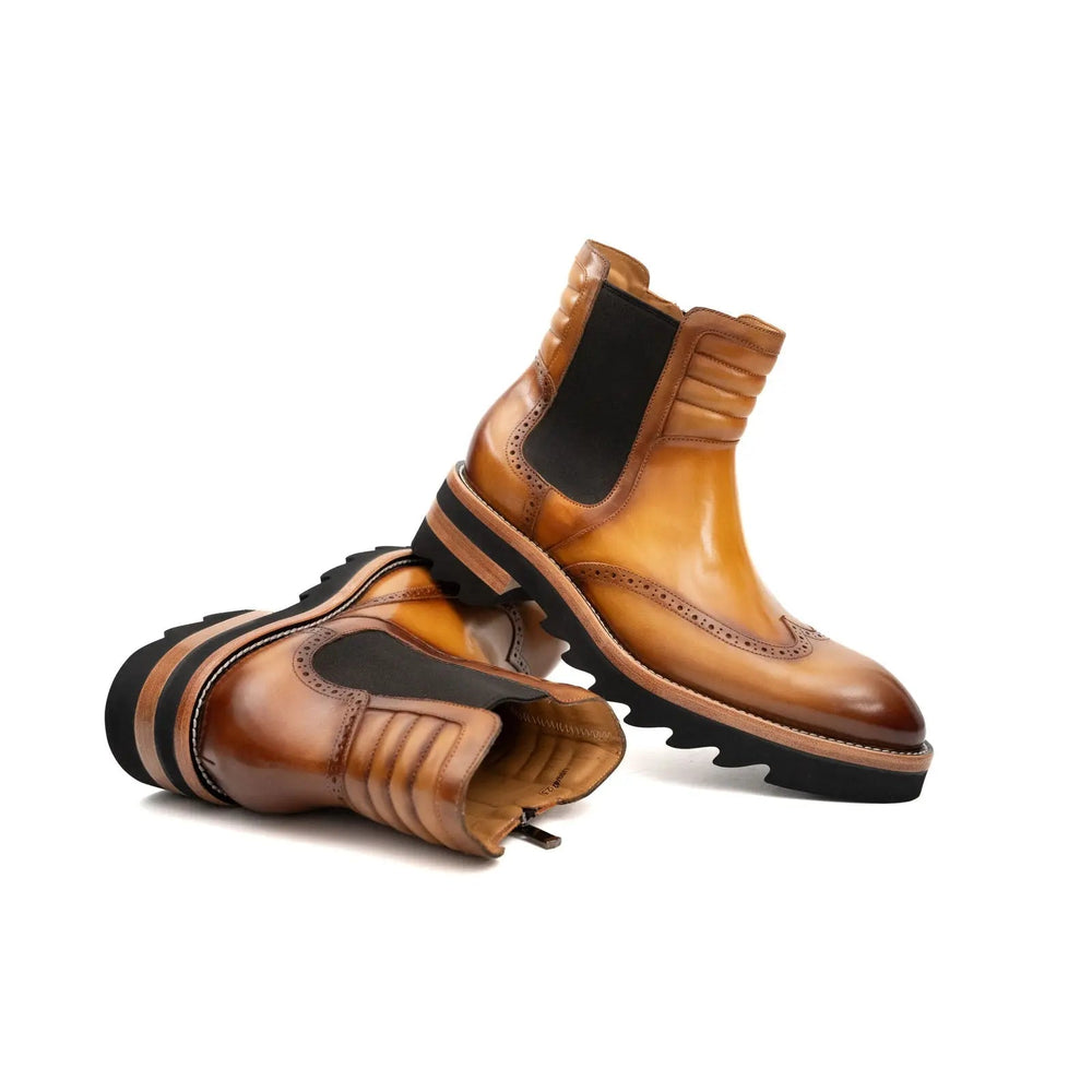 DV DIVINCH men’s shoes, handcrafted leather shoes, calfskin footwear, men’s designer shoes, leather dress shoes, brogue shoes, Derby shoes, Oxford shoes, monk strap shoes, Chelsea boots, lug sole footwear