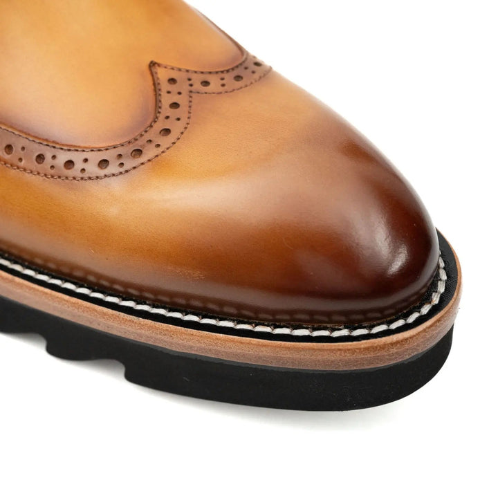 DV DIVINCH men’s shoes, handcrafted leather shoes, calfskin footwear, men’s designer shoes, leather dress shoes, brogue shoes, Derby shoes, Oxford shoes, monk strap shoes, Chelsea boots, lug sole footwear