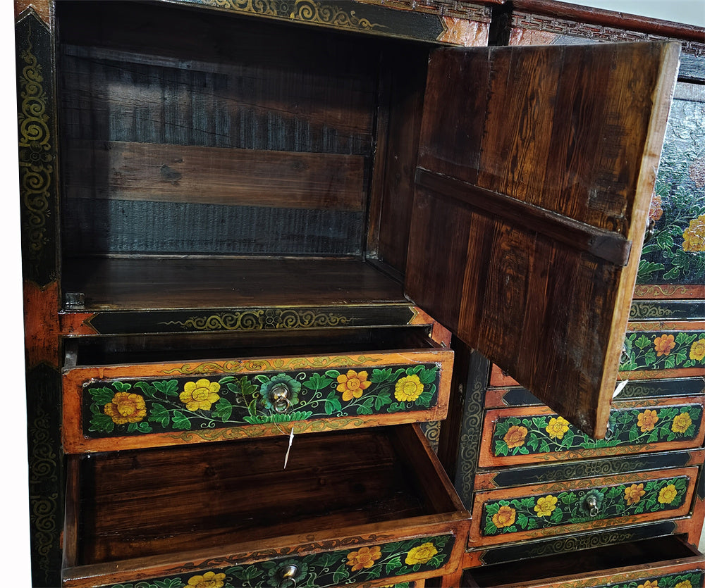 Tibetan Chest with 6 Drawers 1