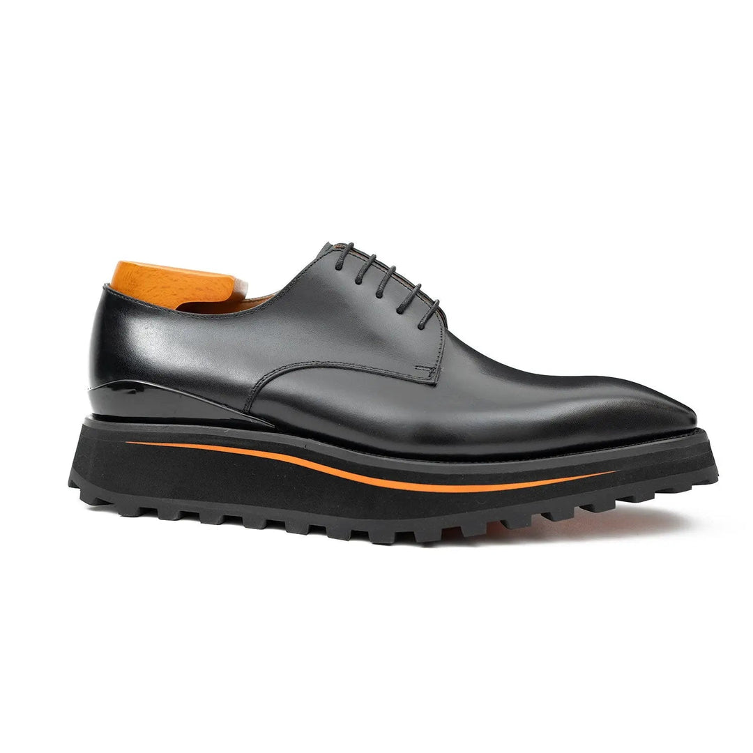 DV DIVINCH men’s shoes, handcrafted leather shoes, calfskin footwear, men’s designer shoes, leather dress shoes, brogue shoes, Derby shoes, Oxford shoes, monk strap shoes, Chelsea boots, lug sole footwear