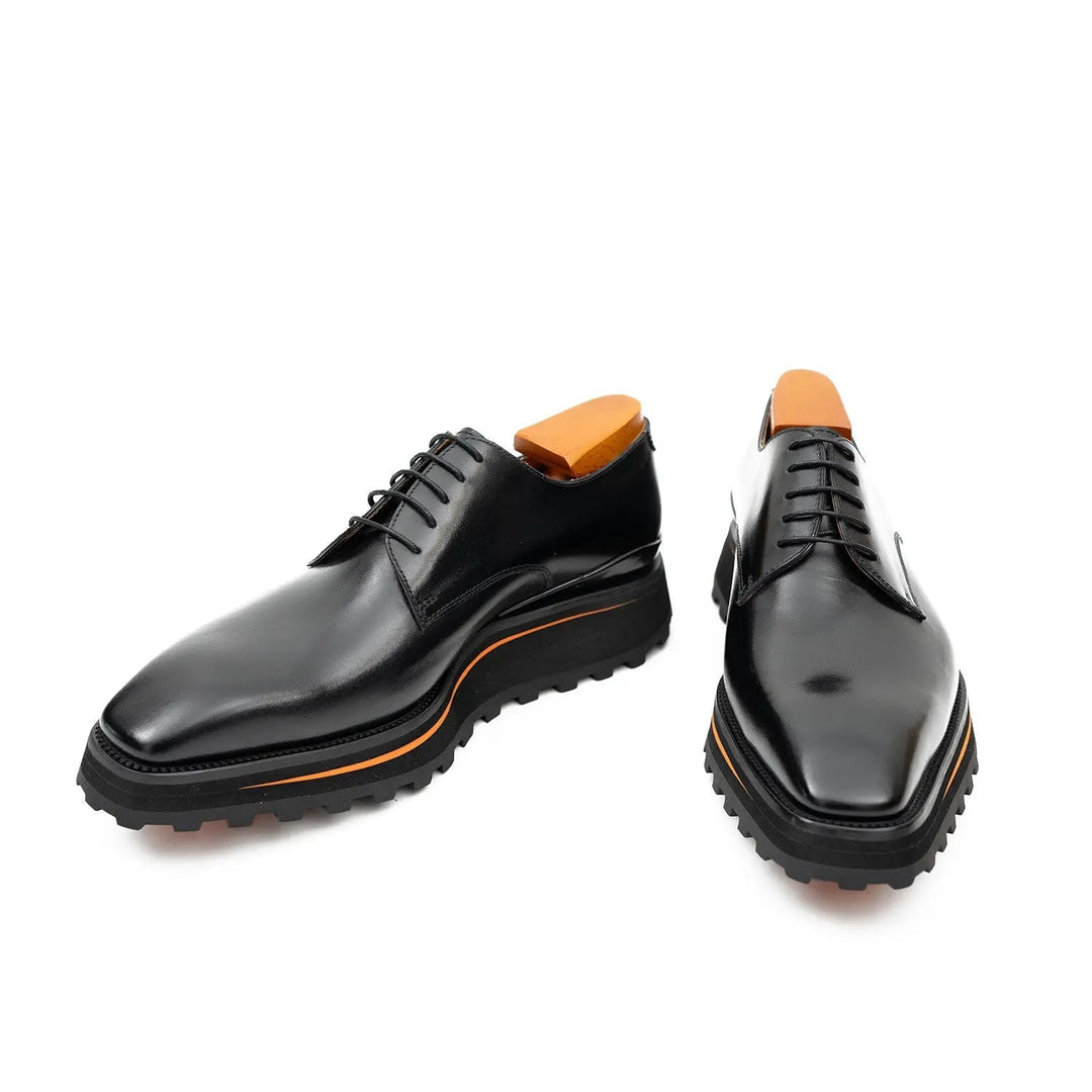 DV DIVINCH men’s shoes, handcrafted leather shoes, calfskin footwear, men’s designer shoes, leather dress shoes, brogue shoes, Derby shoes, Oxford shoes, monk strap shoes, Chelsea boots, lug sole footwear