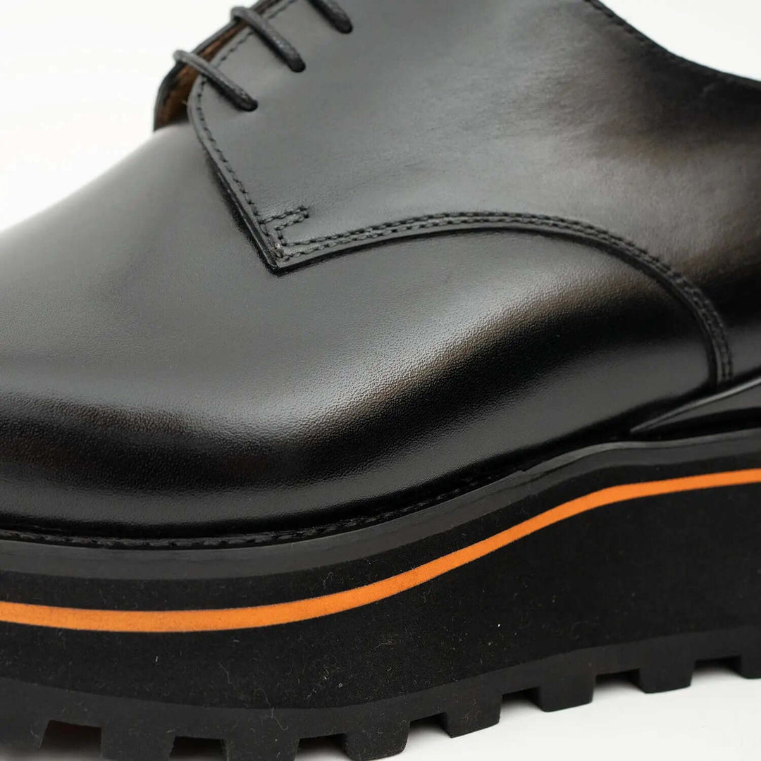 Calf leather dress three quarters derby shoes Black, DV DIVINCH, handcrafted leather, detailed view of smooth finish.