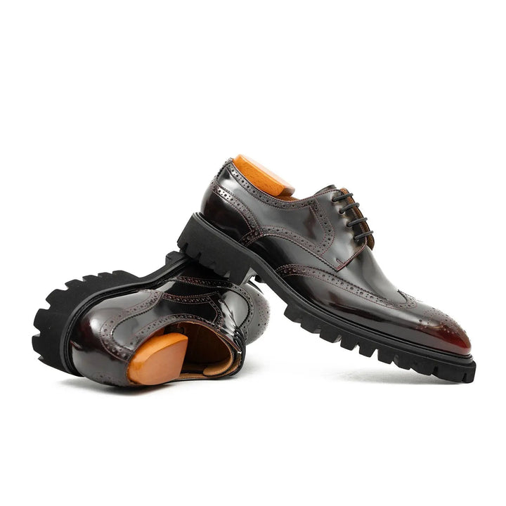 DV DIVINCH men’s shoes, handcrafted leather shoes, calfskin footwear, men’s designer shoes, leather dress shoes, brogue shoes, Derby shoes, Oxford shoes, monk strap shoes, Chelsea boots, lug sole footwear