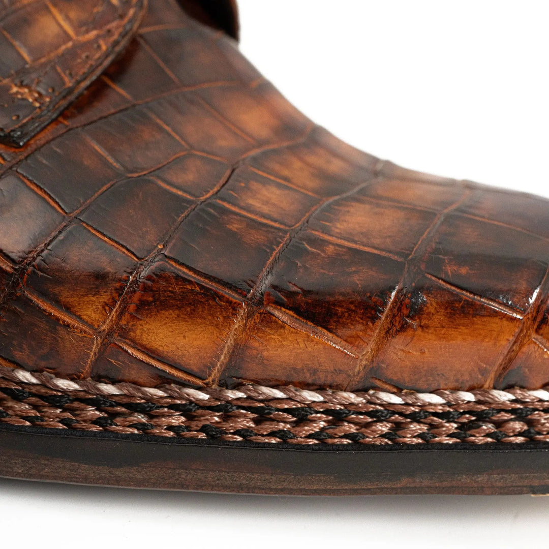 DV DIVINCH men’s shoes, handcrafted leather shoes, calfskin footwear, men’s designer shoes, leather dress shoes, brogue shoes, Derby shoes, Oxford shoes, monk strap shoes, Chelsea boots, lug sole footwear
