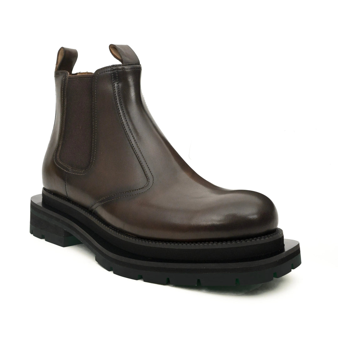 Glossy Platform Plain-Toe Chelsea Ankle Boot