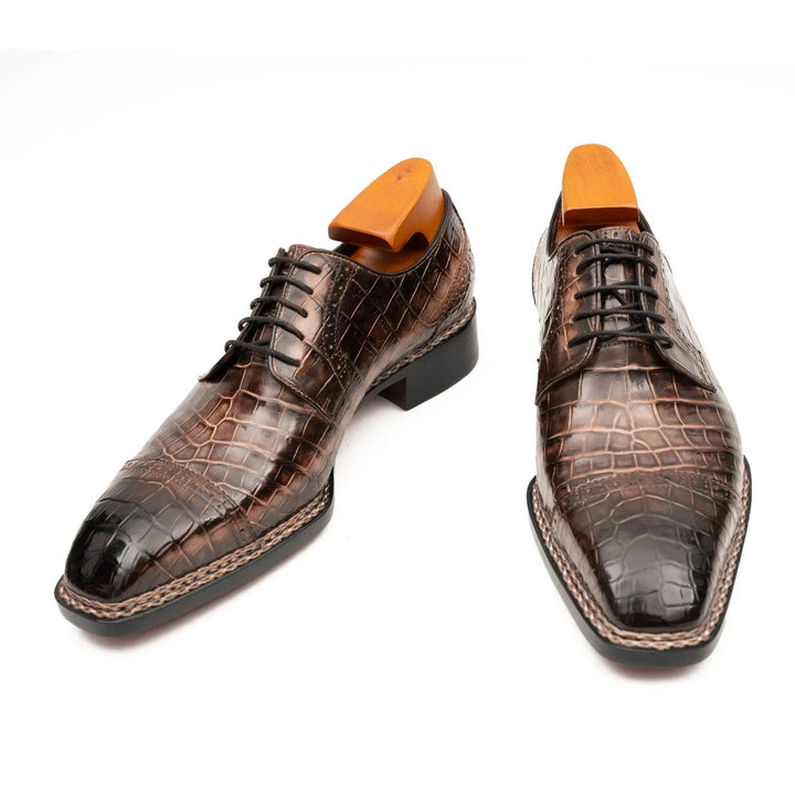 DV DIVINCH men’s shoes, handcrafted leather shoes, calfskin footwear, men’s designer shoes, leather dress shoes, brogue shoes, Derby shoes, Oxford shoes, monk strap shoes, Chelsea boots, lug sole footwear