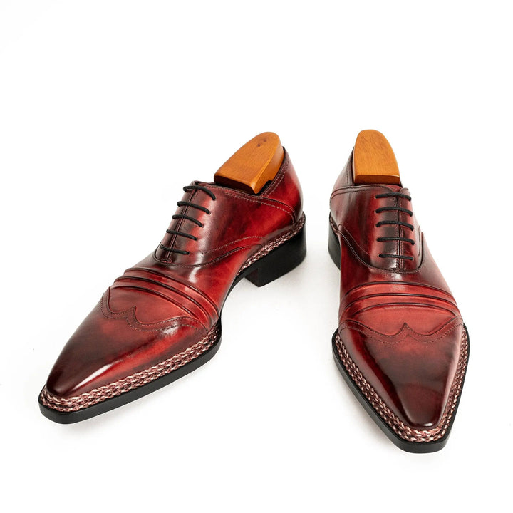 DV DIVINCH men’s shoes, handcrafted leather shoes, calfskin footwear, men’s designer shoes, leather dress shoes, brogue shoes, Derby shoes, Oxford shoes, monk strap shoes, Chelsea boots, lug sole footwear