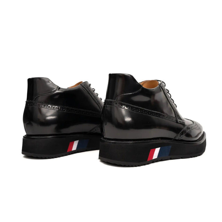 DV DIVINCH men’s shoes, handcrafted leather shoes, calfskin footwear, men’s designer shoes, leather dress shoes, brogue shoes, Derby shoes, Oxford shoes, monk strap shoes, Chelsea boots, lug sole footwear