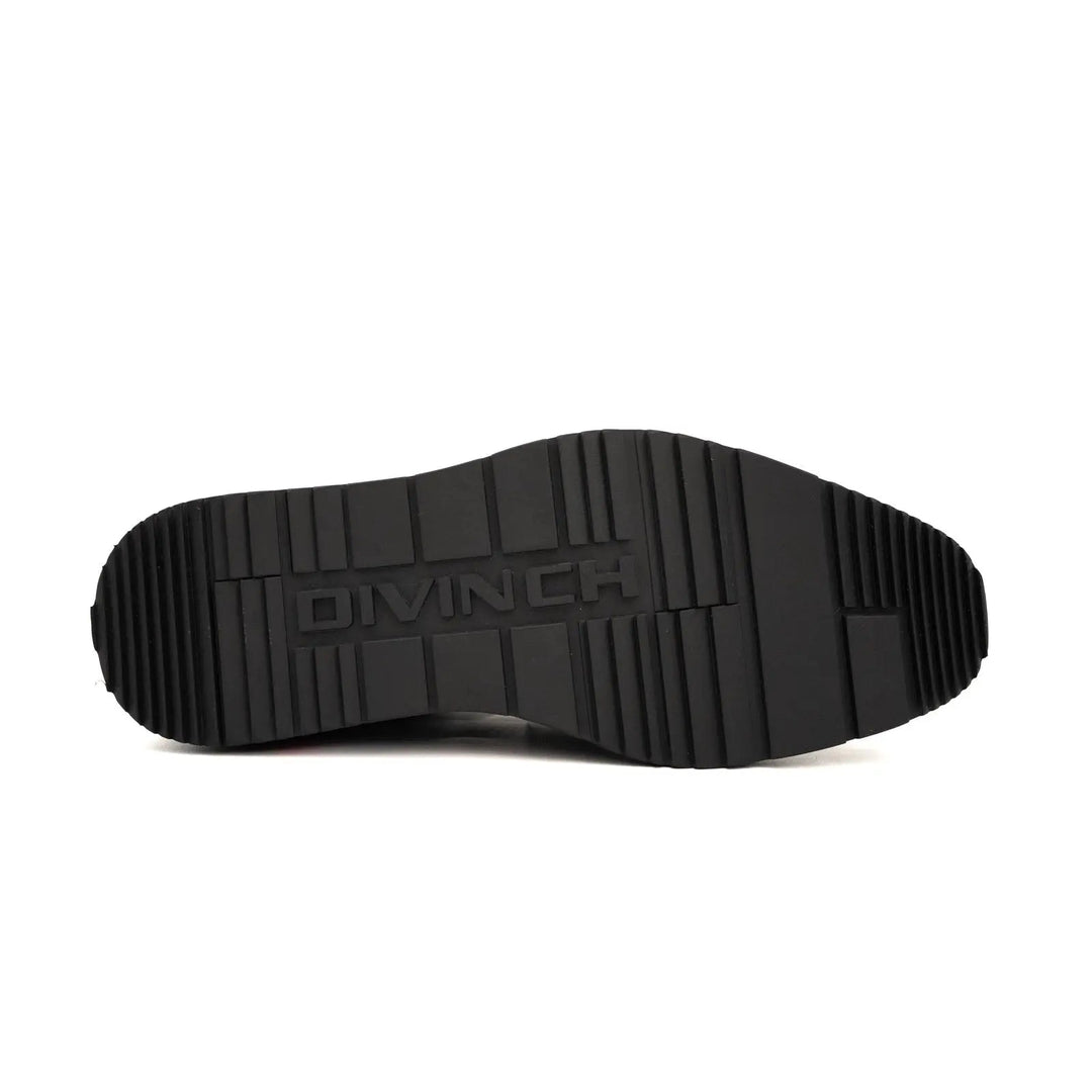 DV DIVINCH men’s shoes, handcrafted leather shoes, calfskin footwear, men’s designer shoes, leather dress shoes, brogue shoes, Derby shoes, Oxford shoes, monk strap shoes, Chelsea boots, lug sole footwear