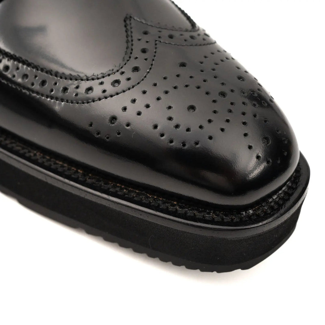 DV DIVINCH men’s shoes, handcrafted leather shoes, calfskin footwear, men’s designer shoes, leather dress shoes, brogue shoes, Derby shoes, Oxford shoes, monk strap shoes, Chelsea boots, lug sole footwear