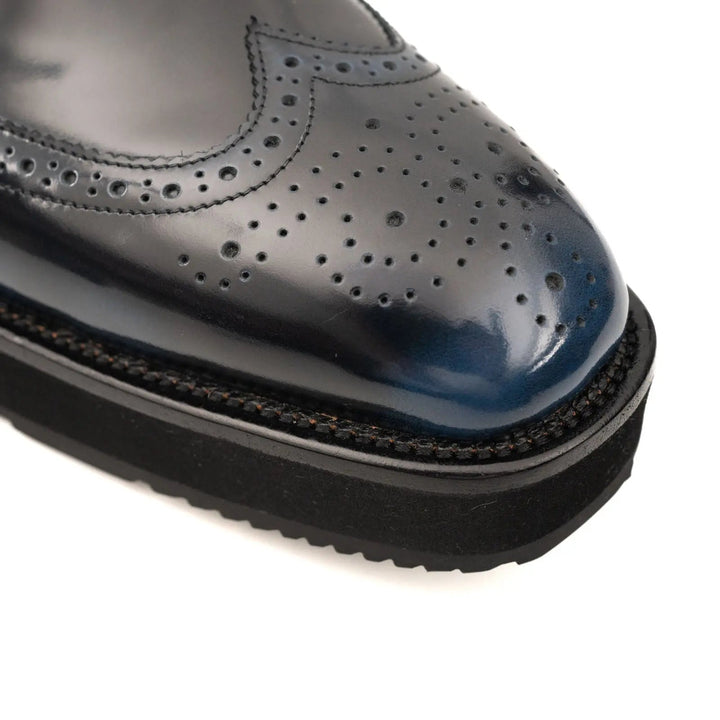 DV DIVINCH men’s shoes, handcrafted leather shoes, calfskin footwear, men’s designer shoes, leather dress shoes, brogue shoes, Derby shoes, Oxford shoes, monk strap shoes, Chelsea boots, lug sole footwear