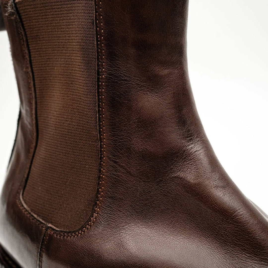 Brown Plain-Toe Cow Leather Chelsea Boots