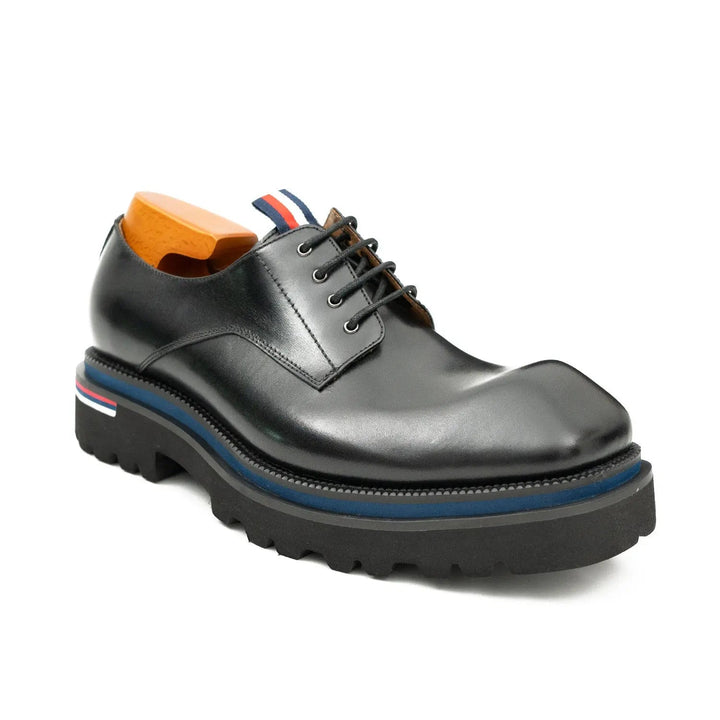 DV DIVINCH men’s shoes, handcrafted leather shoes, calfskin footwear, men’s designer shoes, leather dress shoes, brogue shoes, Derby shoes, Oxford shoes, monk strap shoes, Chelsea boots, lug sole footwear
