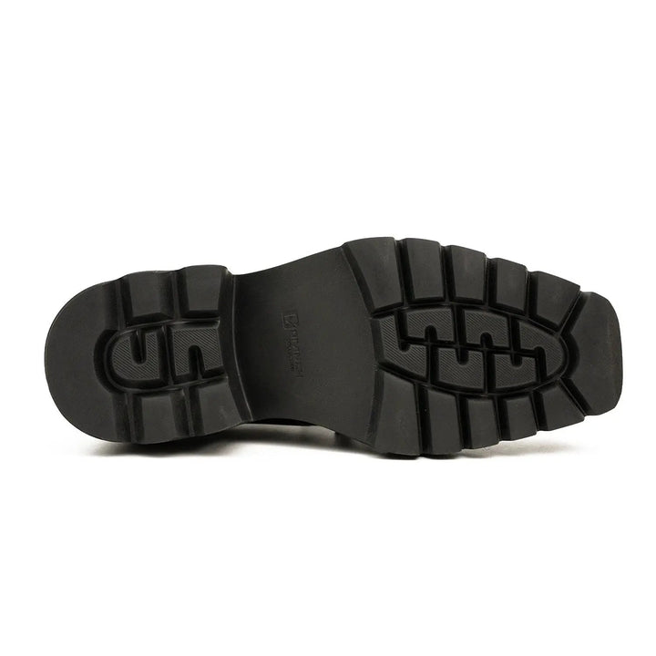 DV DIVINCH men’s shoes, handcrafted leather shoes, calfskin footwear, men’s designer shoes, leather dress shoes, brogue shoes, Derby shoes, Oxford shoes, monk strap shoes, Chelsea boots, lug sole footwear