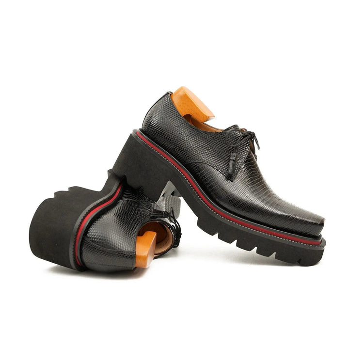DV DIVINCH men’s shoes, handcrafted leather shoes, calfskin footwear, men’s designer shoes, leather dress shoes, brogue shoes, Derby shoes, Oxford shoes, monk strap shoes, Chelsea boots, lug sole footwear