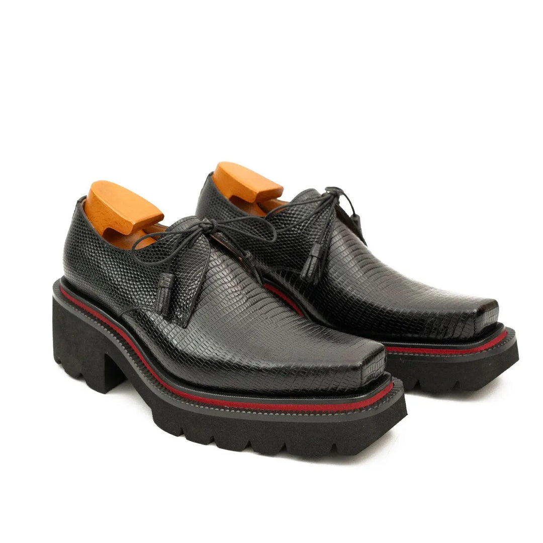 DV DIVINCH men’s shoes, handcrafted leather shoes, calfskin footwear, men’s designer shoes, leather dress shoes, brogue shoes, Derby shoes, Oxford shoes, monk strap shoes, Chelsea boots, lug sole footwear