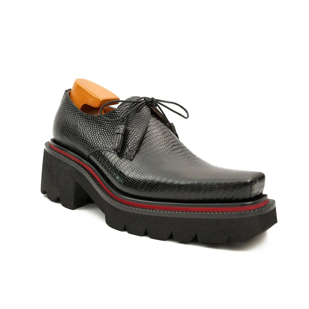 DV DIVINCH men’s shoes, handcrafted leather shoes, calfskin footwear, men’s designer shoes, leather dress shoes, brogue shoes, Derby shoes, Oxford shoes, monk strap shoes, Chelsea boots, lug sole footwear