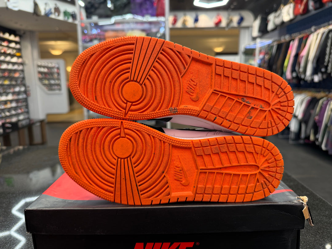 PRE OWNED Air Jordan 1 High OG "Electro Orange" (GS)