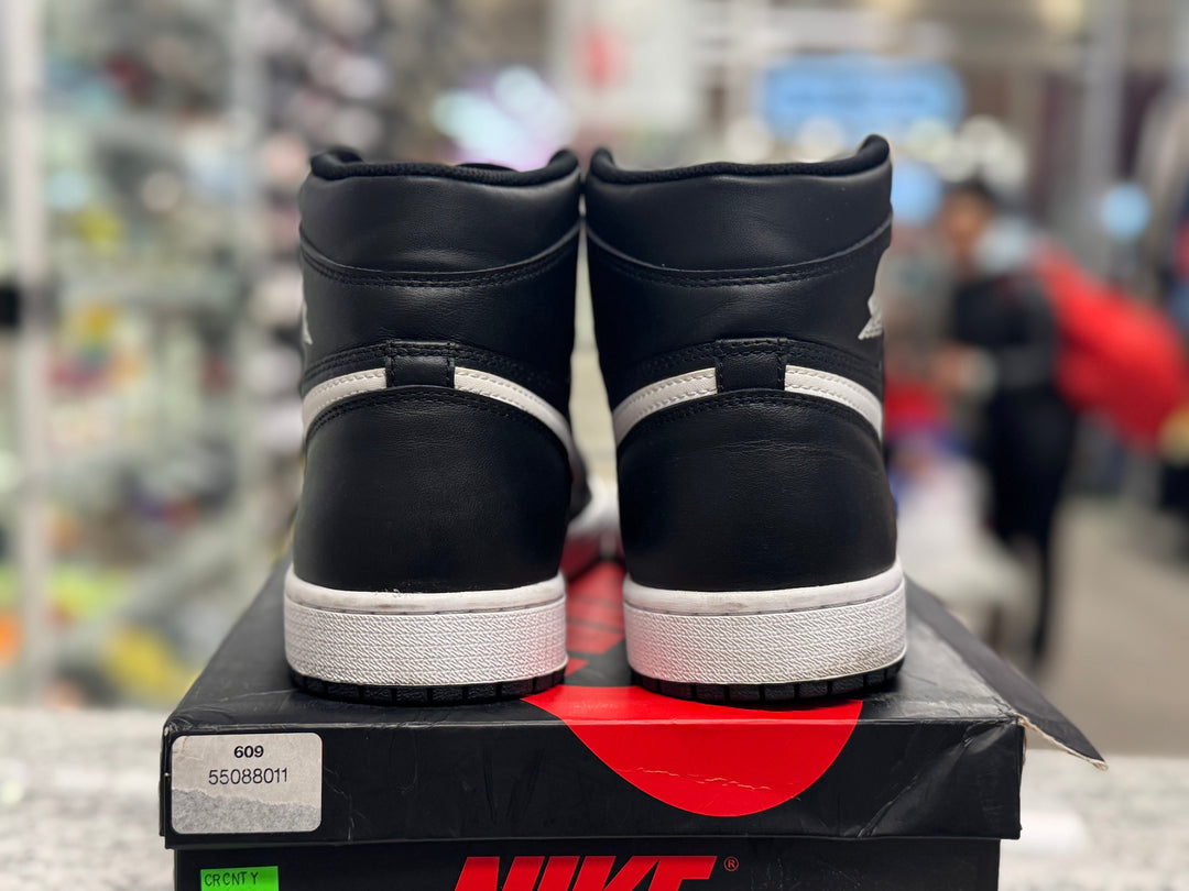 PRE OWNED  Air Jordan Retro 1 "Ying Yang"