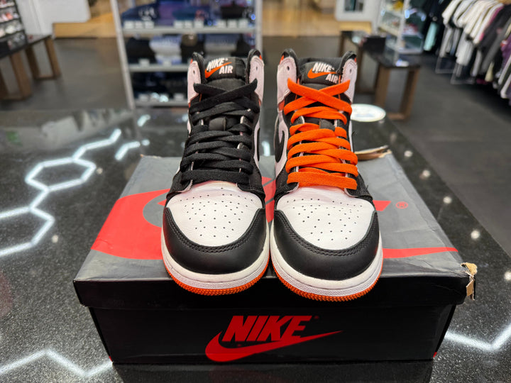 PRE OWNED Air Jordan 1 High OG "Electro Orange" (GS)