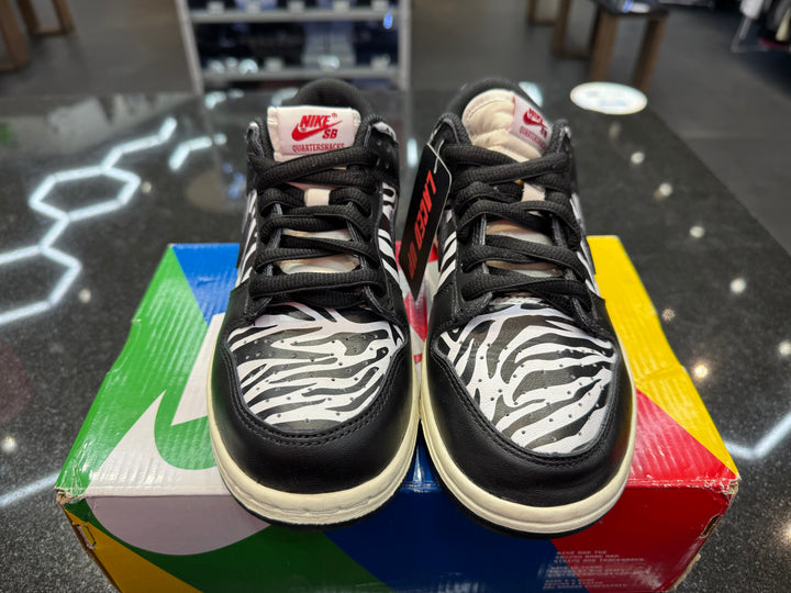 PRE OWNED Nike Sb Dunk Low “Quatersnacks Zebra”