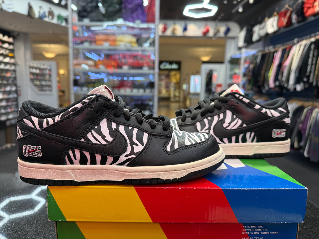 PRE OWNED Nike Sb Dunk Low “Quatersnacks Zebra”