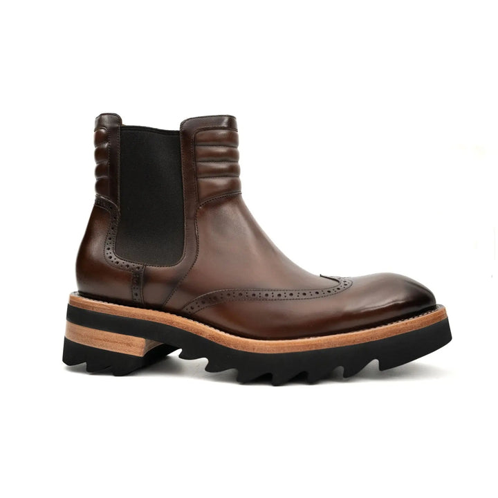 DV DIVINCH men’s shoes, handcrafted leather shoes, calfskin footwear, men’s designer shoes, leather dress shoes, brogue shoes, Derby shoes, Oxford shoes, monk strap shoes, Chelsea boots, lug sole footwear