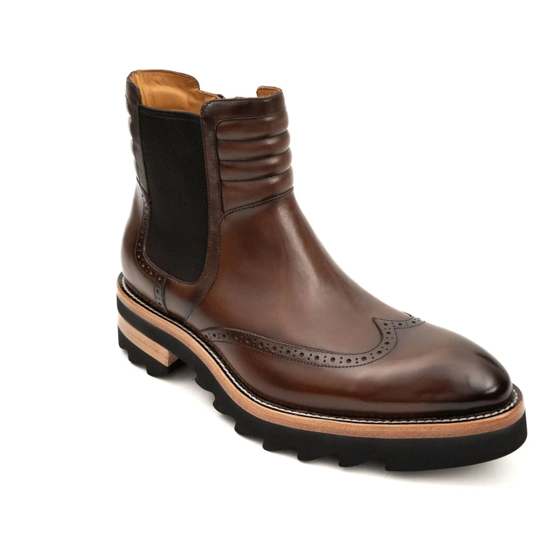 DV DIVINCH men’s shoes, handcrafted leather shoes, calfskin footwear, men’s designer shoes, leather dress shoes, brogue shoes, Derby shoes, Oxford shoes, monk strap shoes, Chelsea boots, lug sole footwear