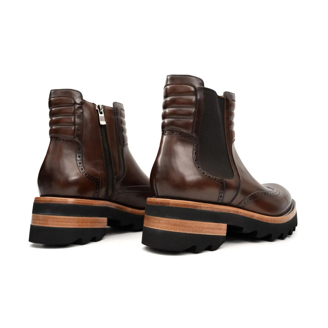 DV DIVINCH men’s shoes, handcrafted leather shoes, calfskin footwear, men’s designer shoes, leather dress shoes, brogue shoes, Derby shoes, Oxford shoes, monk strap shoes, Chelsea boots, lug sole footwear