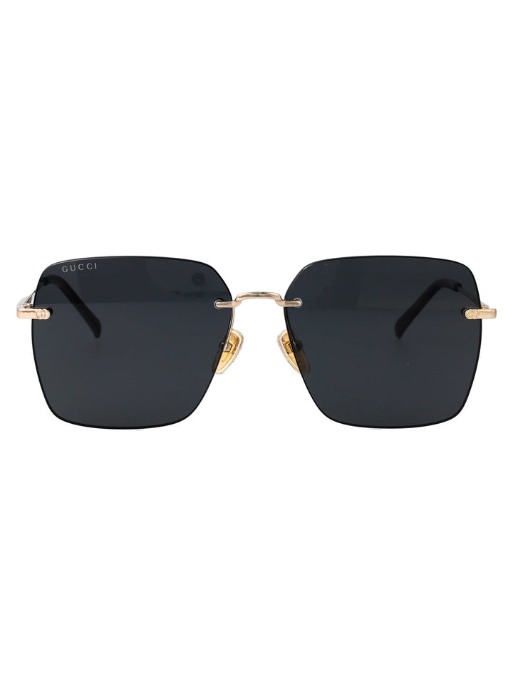GUCCI Elegant Oversized Sunglasses for Women