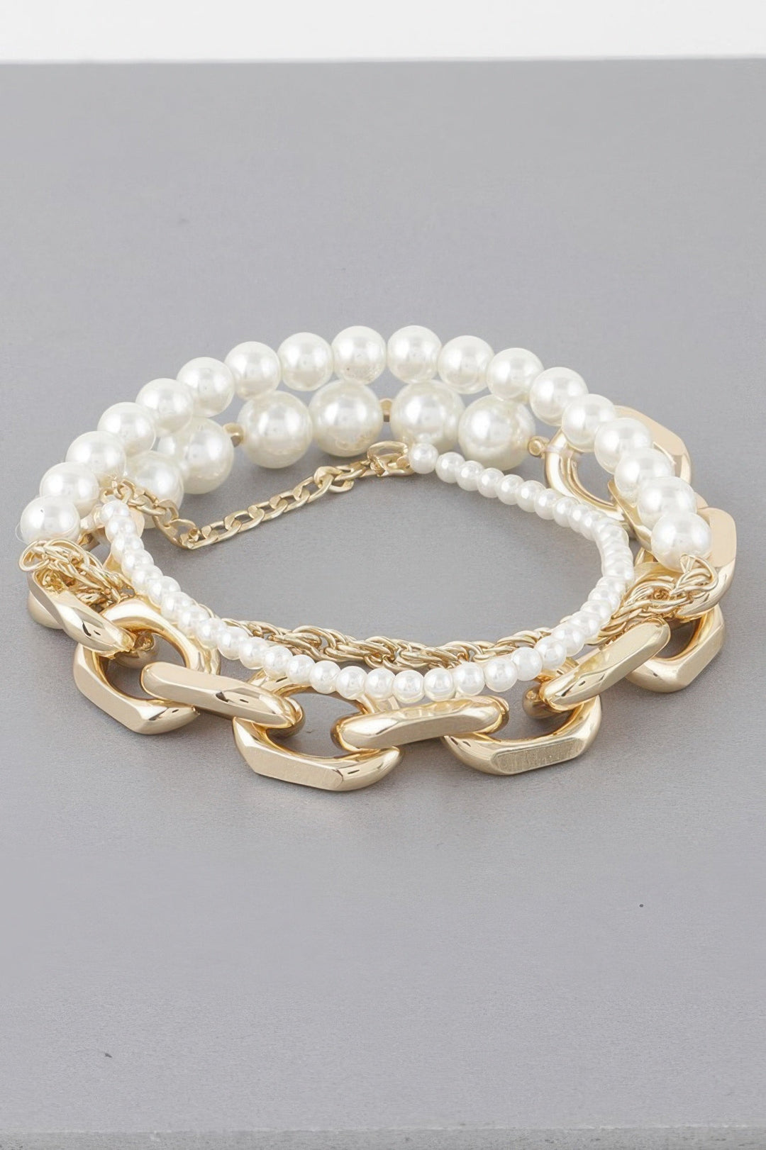 GRAMERCY Multi Pearl Chain Bracelet - New Collection PARIS LE MARAIS - BYMANYC ® New York