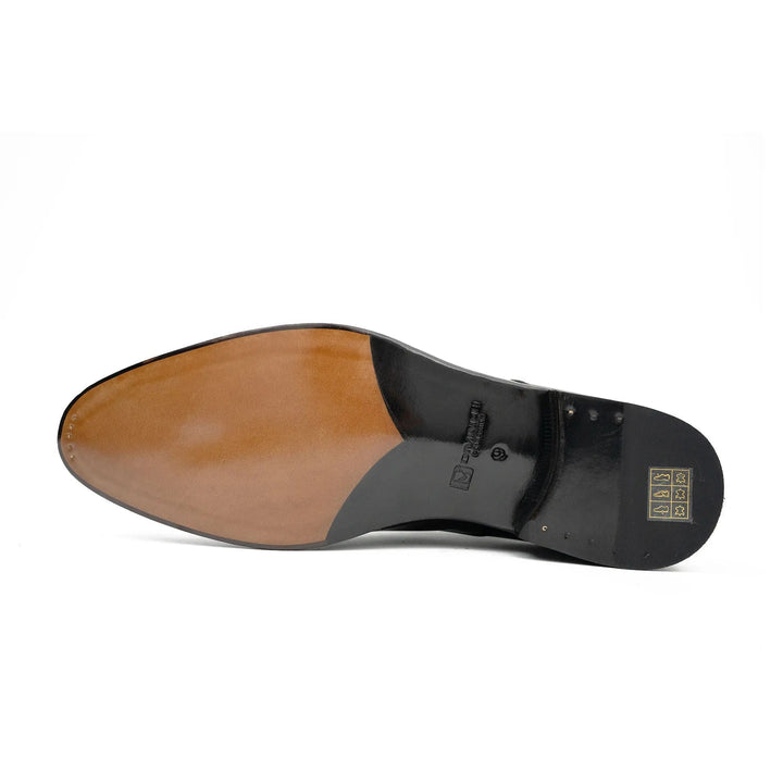 DV DIVINCH men’s shoes, handcrafted leather shoes, calfskin footwear, men’s designer shoes, leather dress shoes, brogue shoes, Derby shoes, Oxford shoes, monk strap shoes, Chelsea boots, lug sole footwear