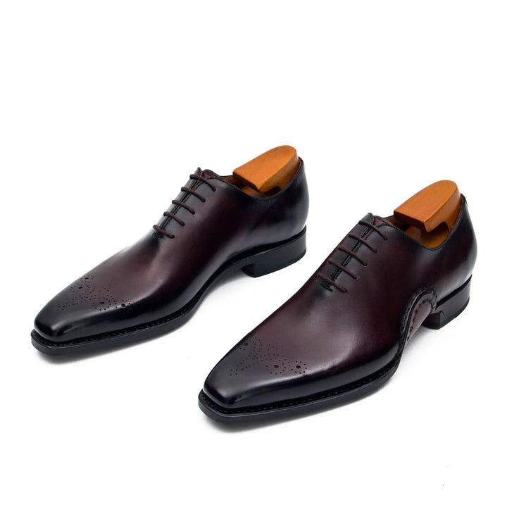 DV DIVINCH men’s shoes, handcrafted leather shoes, calfskin footwear, men’s designer shoes, leather dress shoes, brogue shoes, Derby shoes, Oxford shoes, monk strap shoes, Chelsea boots, lug sole footwear