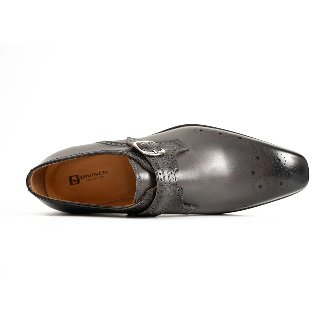 DV DIVINCH men’s shoes, handcrafted leather shoes, calfskin footwear, men’s designer shoes, leather dress shoes, brogue shoes, Derby shoes, Oxford shoes, monk strap shoes, Chelsea boots, lug sole footwear