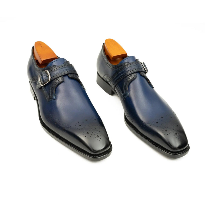 DV DIVINCH men’s shoes, handcrafted leather shoes, calfskin footwear, men’s designer shoes, leather dress shoes, brogue shoes, Derby shoes, Oxford shoes, monk strap shoes, Chelsea boots, lug sole footwear