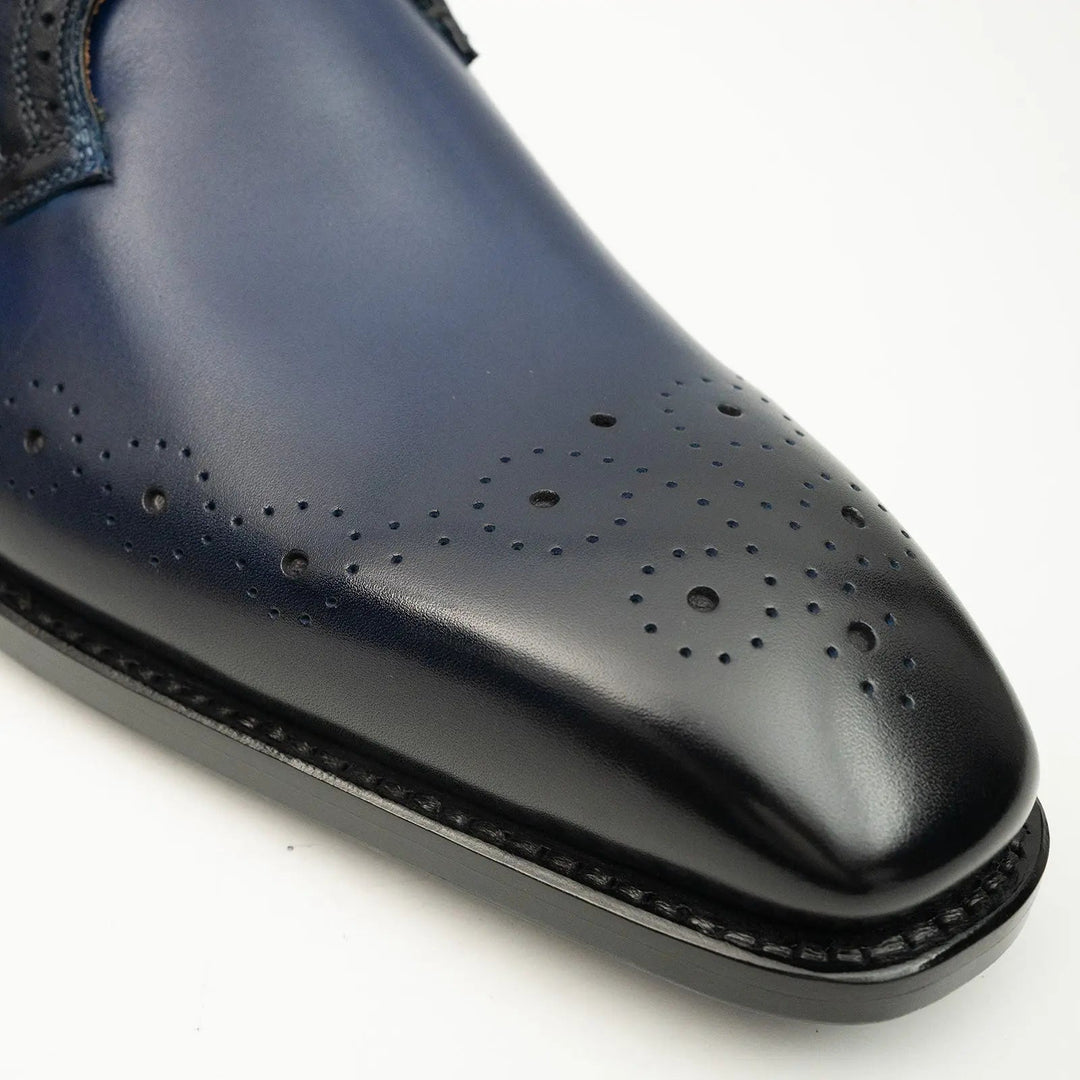 DV DIVINCH men’s shoes, handcrafted leather shoes, calfskin footwear, men’s designer shoes, leather dress shoes, brogue shoes, Derby shoes, Oxford shoes, monk strap shoes, Chelsea boots, lug sole footwear